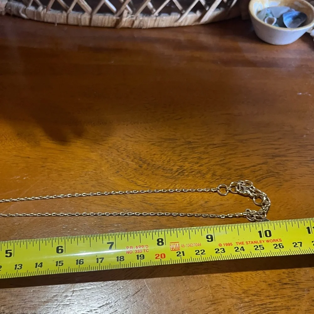 Stella & Dot Gold Necklace with Clear Pendant - Picture 11 of 14